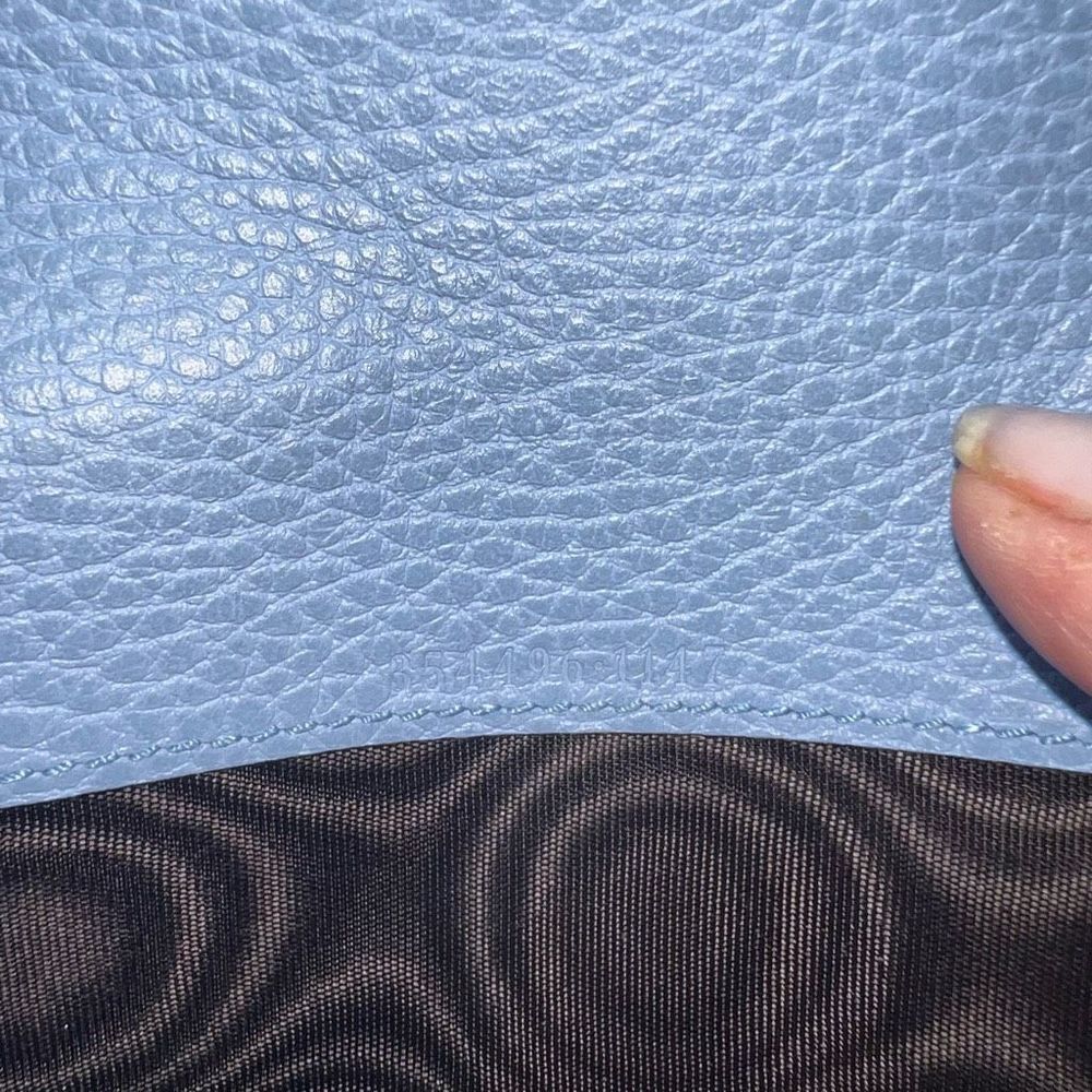 Gucci Pebbled Calfskin Swing Continental Wallet Light Beige Baby Blue Interior - Picture 7 of 16